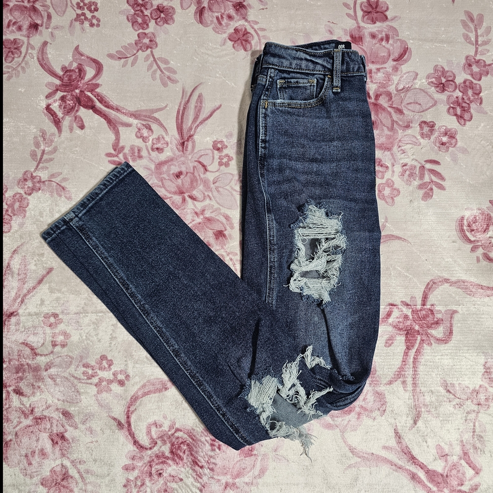 Hollister Ultra High-Rise Mom Jeans Dark Wash Distressed Ripped 00R W23 L27